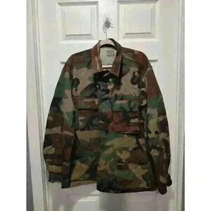 US Military Woodland Camo Cold Weather Top BDU Medium-Reg‎ 8415-01-084-1647